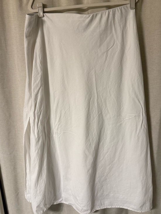 GAP Dresses & Skirts - Linen blend Midi Skirt